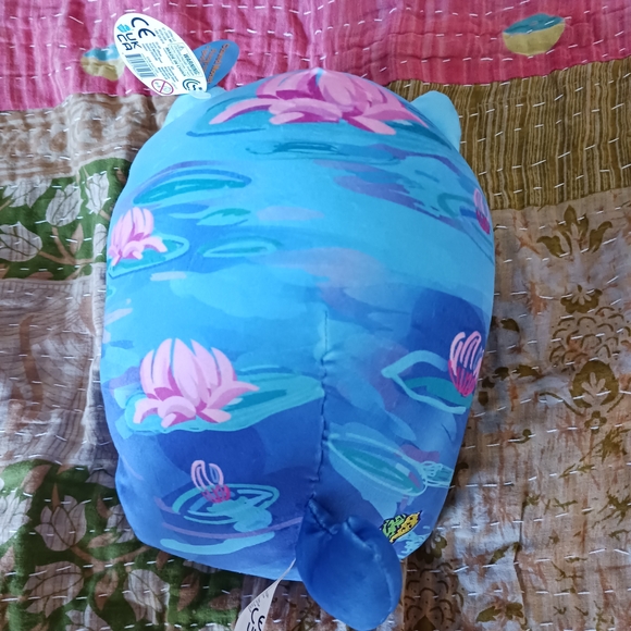 Cats vs Pickles Jumbo Clawed Monet Plush - Picture 2 of 3